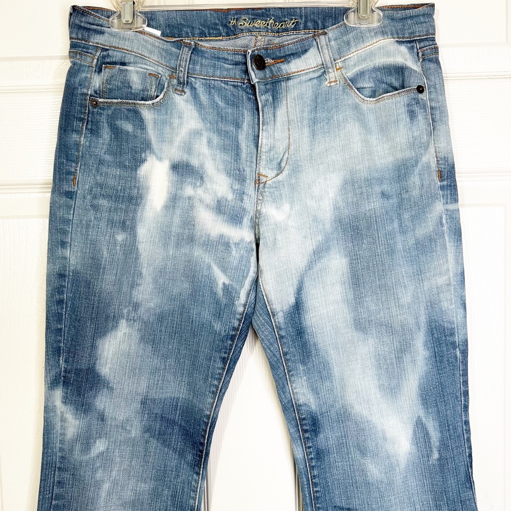 Old Navy The Sweetheart Custom Bleached Straight Leg Jeans Women’s Sz 6S - Picture 3 of 7